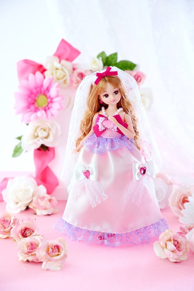 SALE　リカちゃん　花柄トップス　5点セット SALE リカちゃん 花柄トップス 5点セット - メルカリ